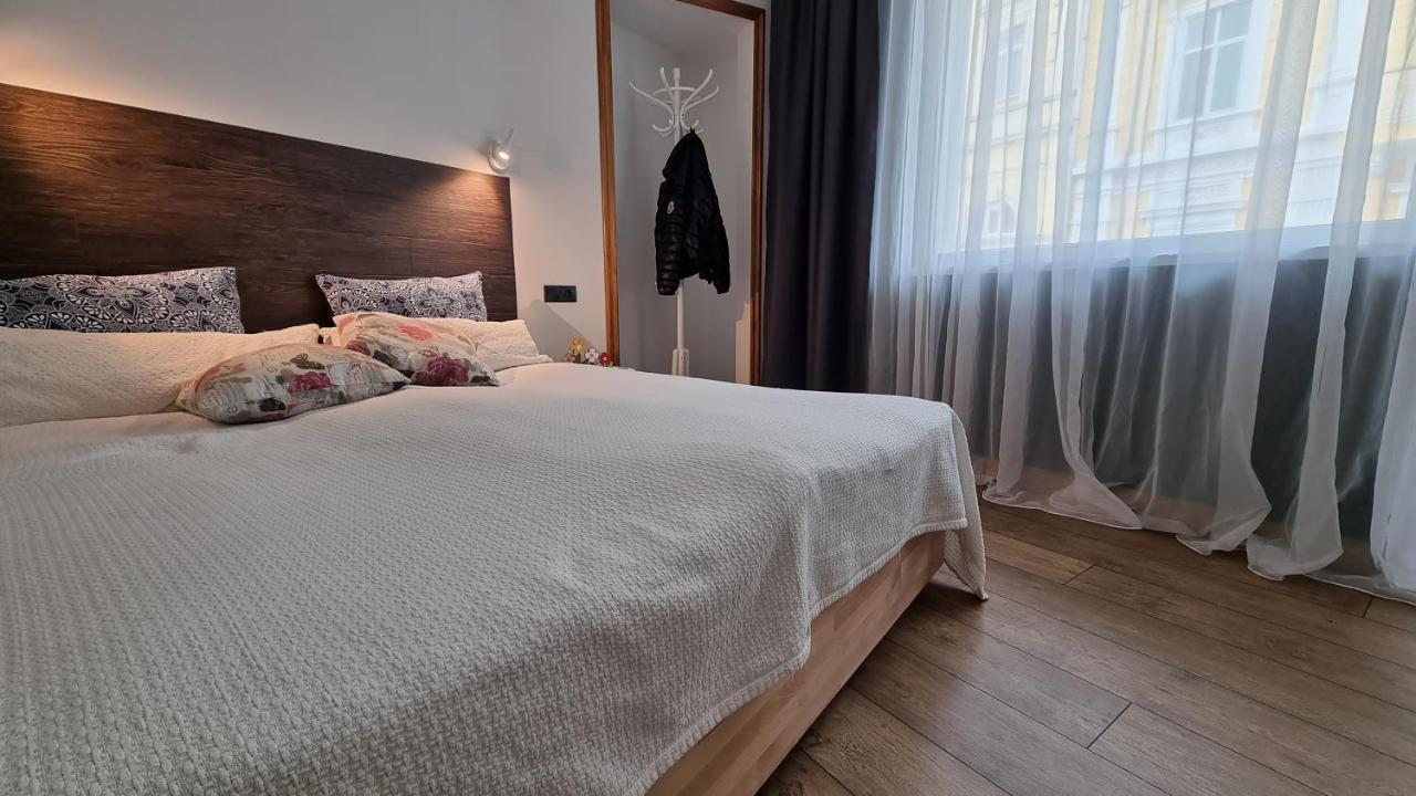 Old Town City Center Apartment Русе Экстерьер фото